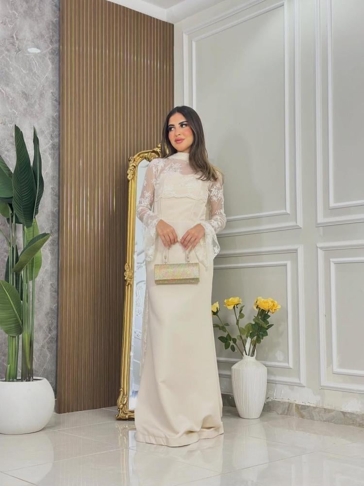 فستان إيلين الكريمي