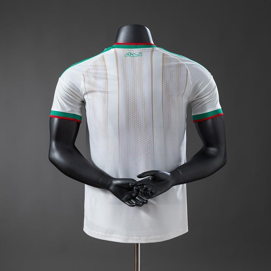 تيشيرت الجزائر الأساسي كأس العالم 2026