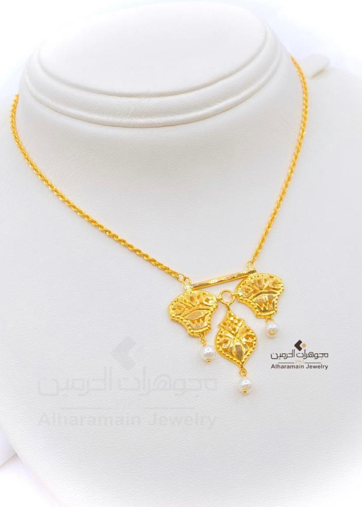 عقد ذهب عيار 21