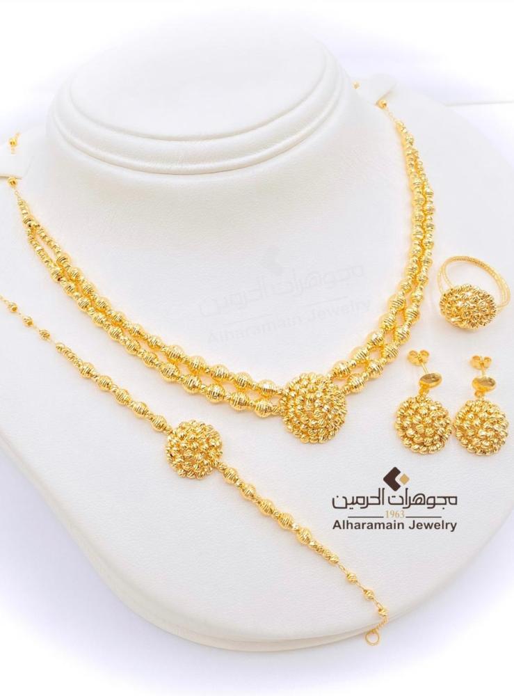طقم ذهب عيار 21