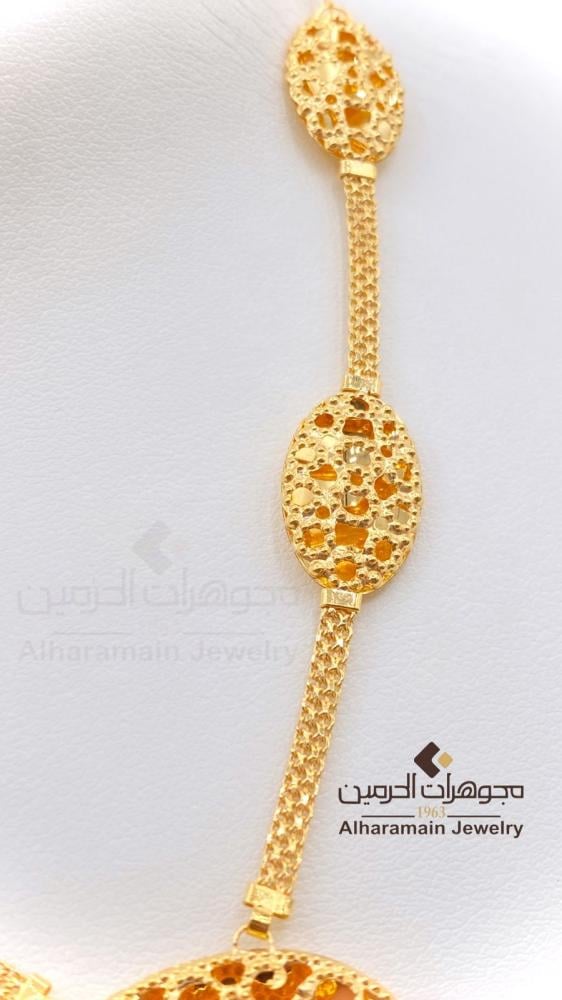عقد ذهب عيار 21