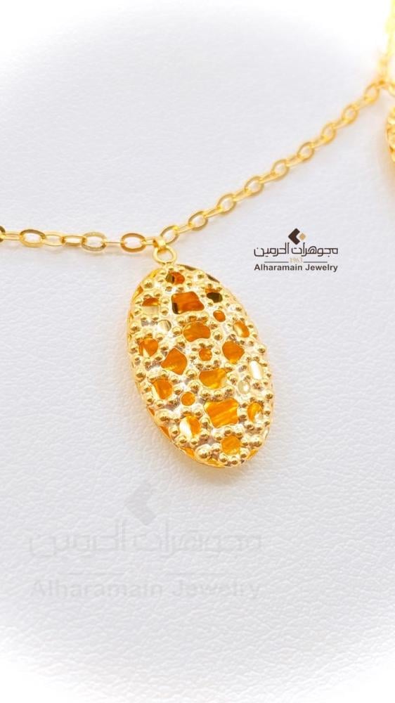 عقد ذهب عيار 21