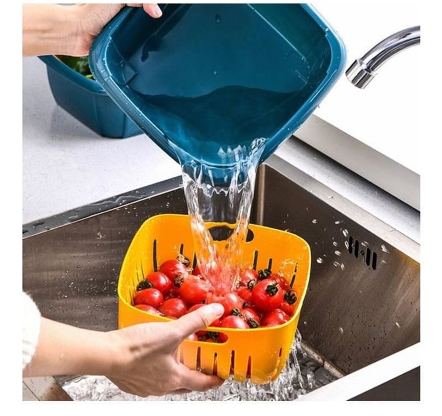 صفاية وحافظة طعام بغطاء 20*20 سم