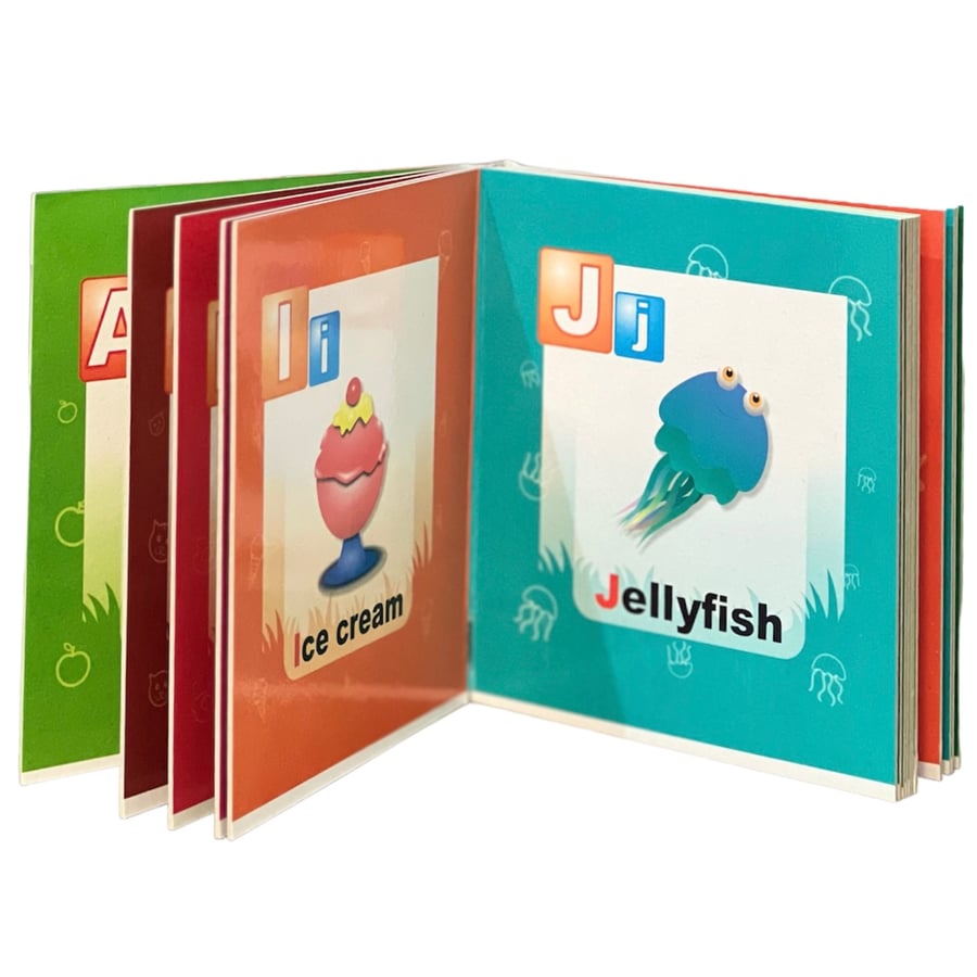 كتاب الحروف الأنجليزية 12*11.3 سم