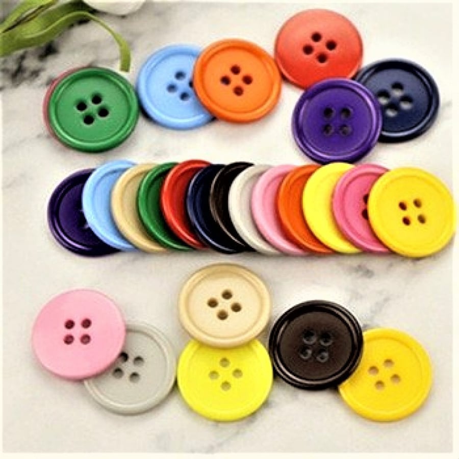 Colorful Plastic Buttons - 20 Pieces
