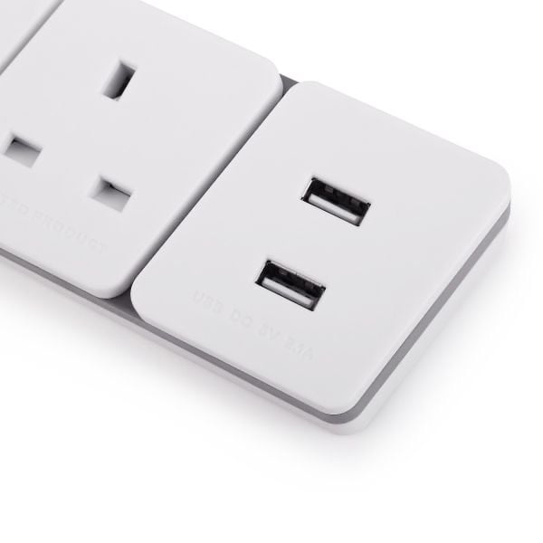 Electrical Extension 3 Sockets 2 USB 3 Meters 3250 Watts With Single On / Off Switch LAWAZIM 01-7024-02