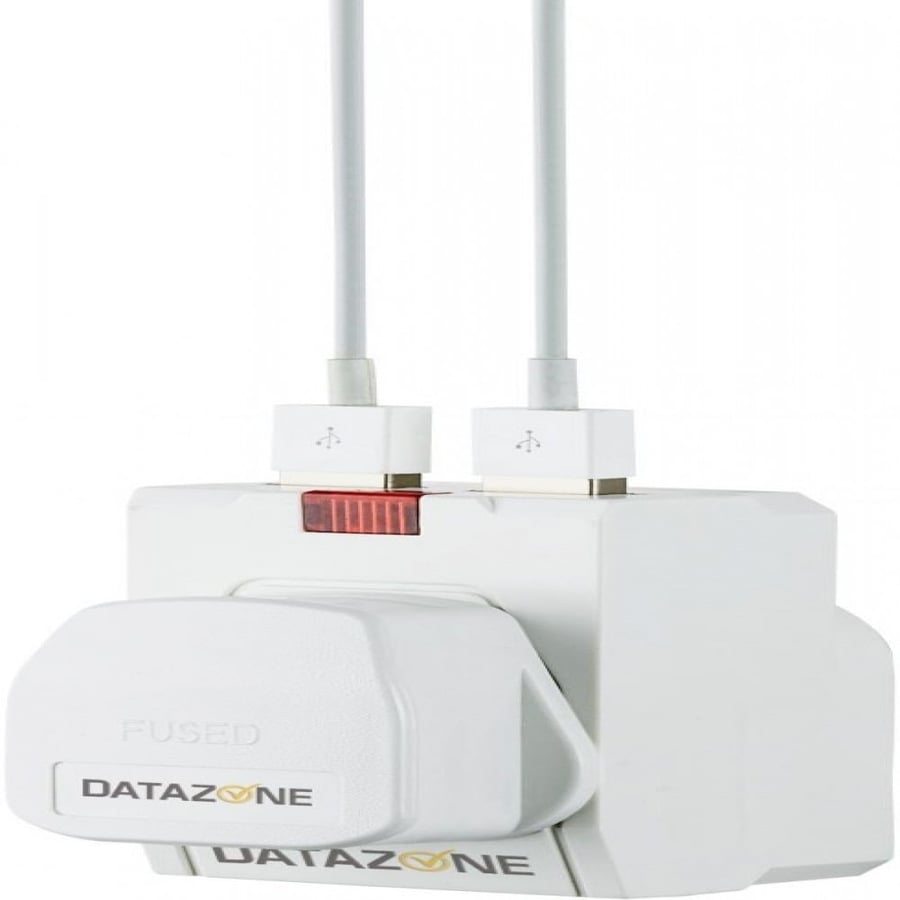 DATAZONE DZ-PS05 . Single Socket Adapter With 2 USB Ports