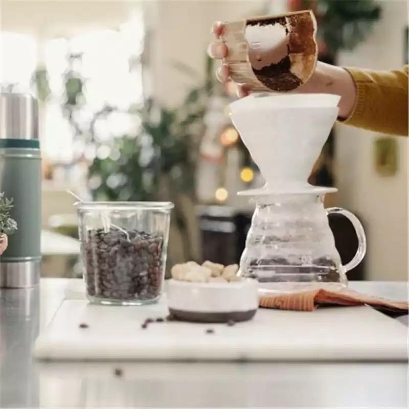 ورق فلتر ترشيح قهوة ابيض مقاس 02 ( 2-4 كوب ) 40 حبة 670533