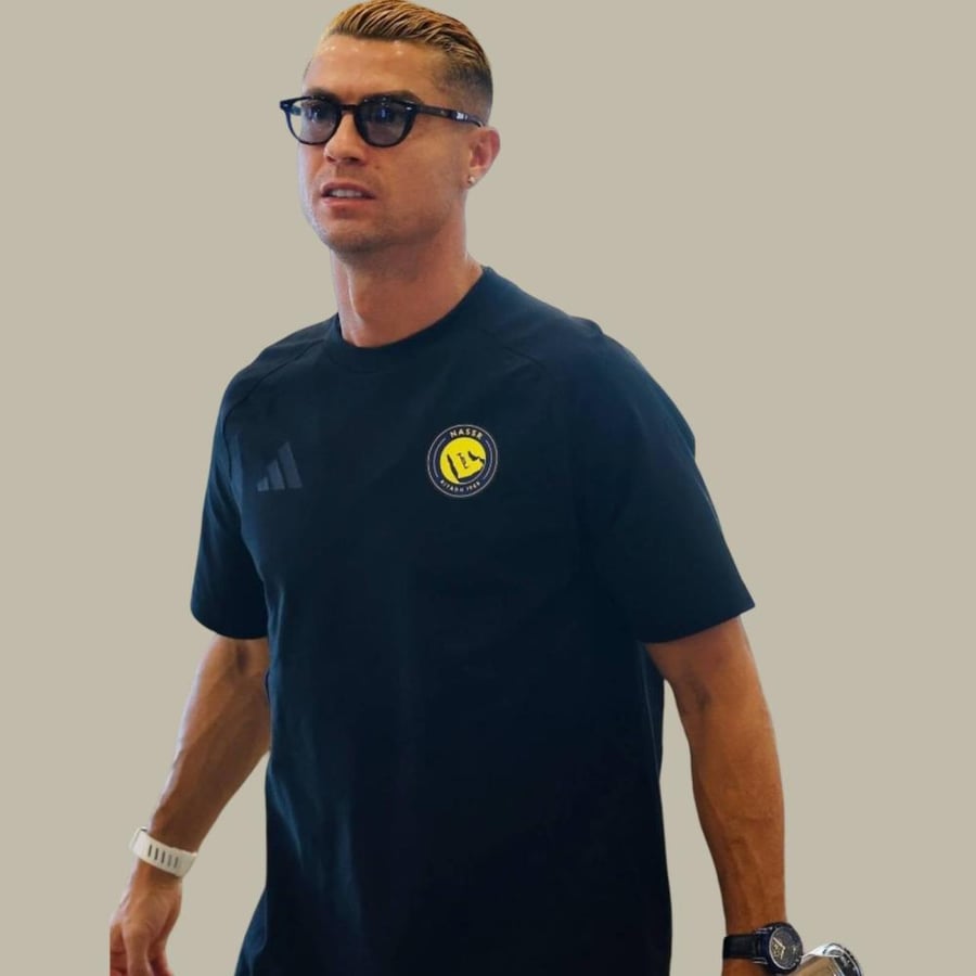 طقم تمارين نادي النصر الأسود 2027 رونالدو