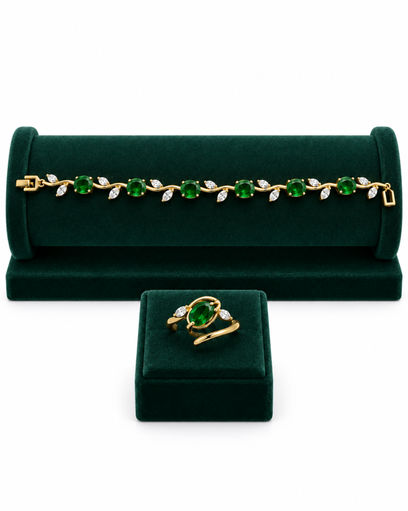 طقم مجوهرات وصله زمرد الملكي الذهبي المرصع بالزركون الأخضر – سلسلة وحلق وأسورة وخاتم | ضمان سنتين W111