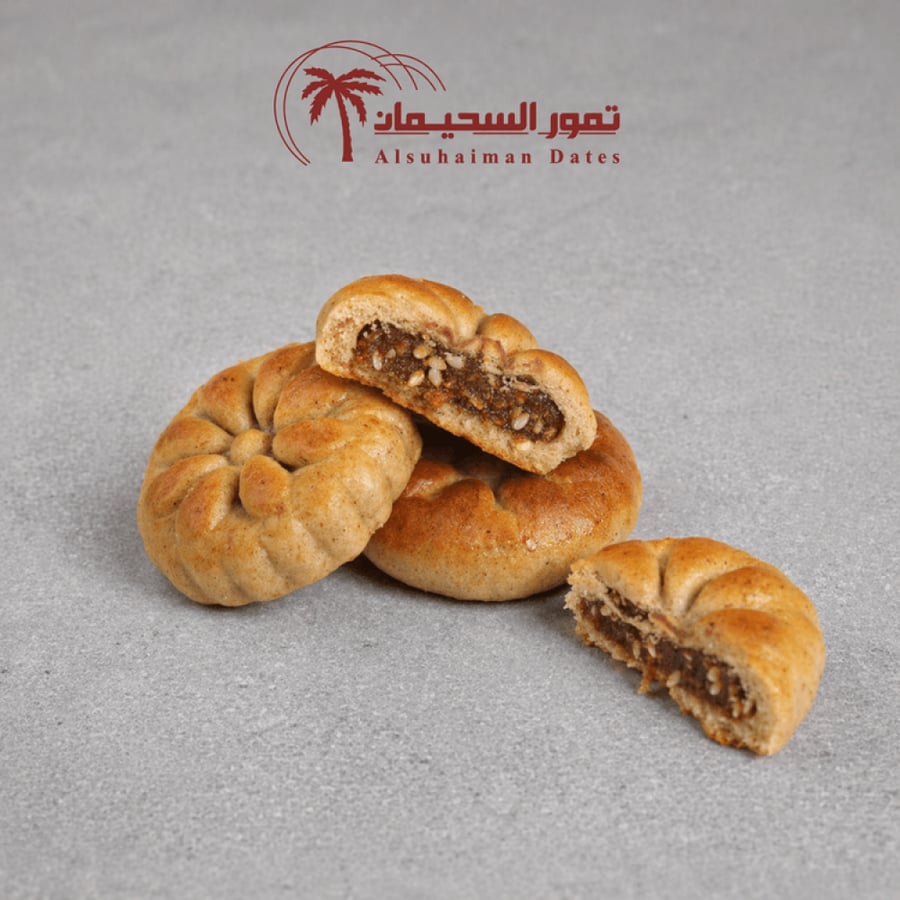 معمول التمر والسمسم