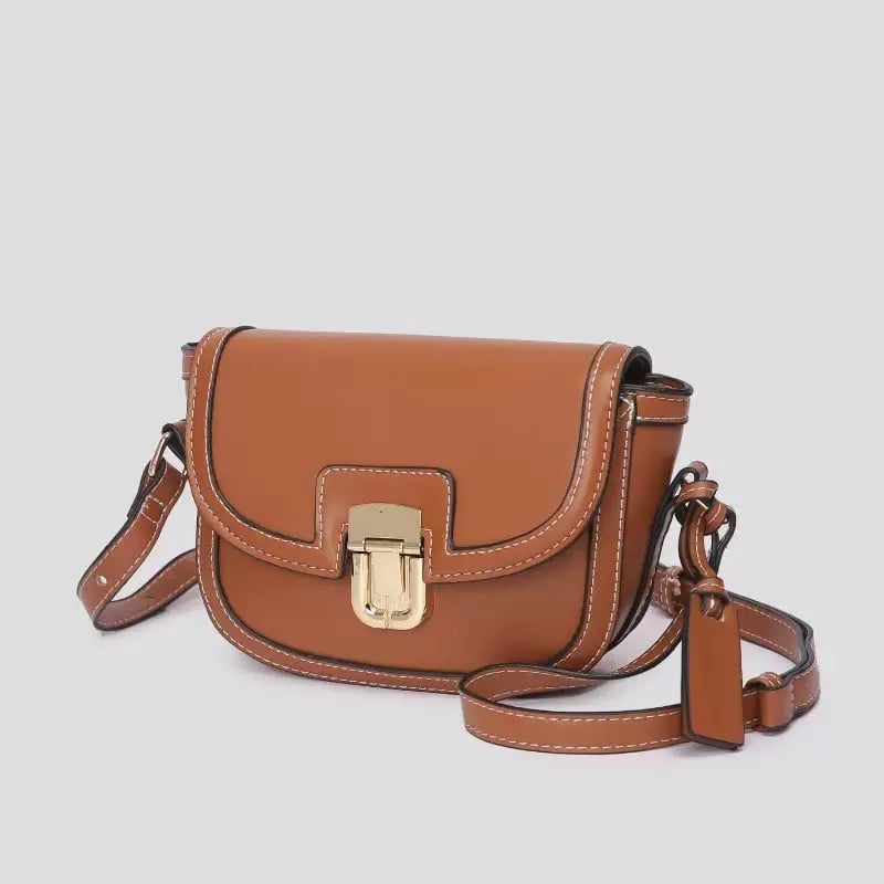 شنطة ريترو كروس