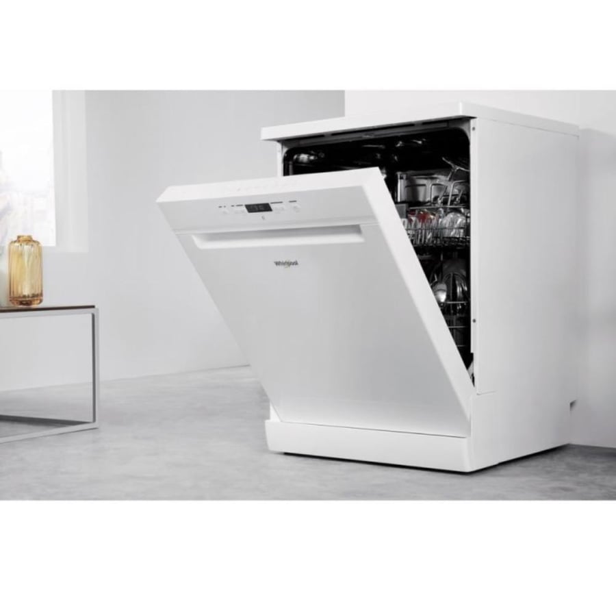 Ariston dishwasher 7 programs 14 place white. LFC3C26W60HZ