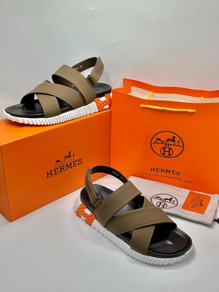 HERMÈS Slippers