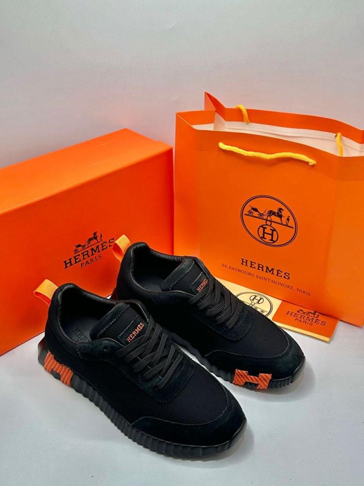 HERMÈS Trail Sneaker