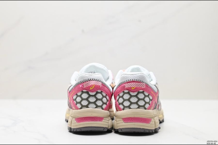 ASICS Gel-Kayano