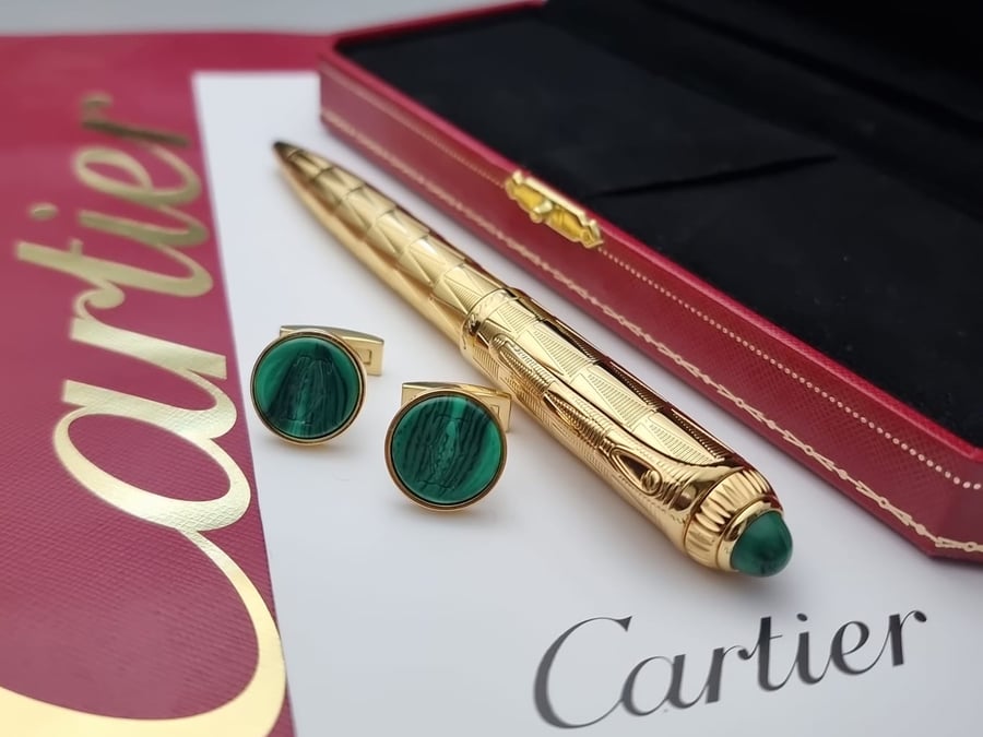((قلم وكبك كارتير باشا الفاخر (Cartier Pasha Pen & Cufflinks Set)))