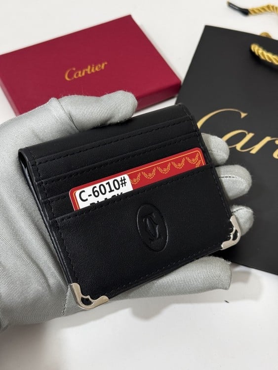محفظة كارتييه موست دي كارتييه جلديّة (Cartier wallet)