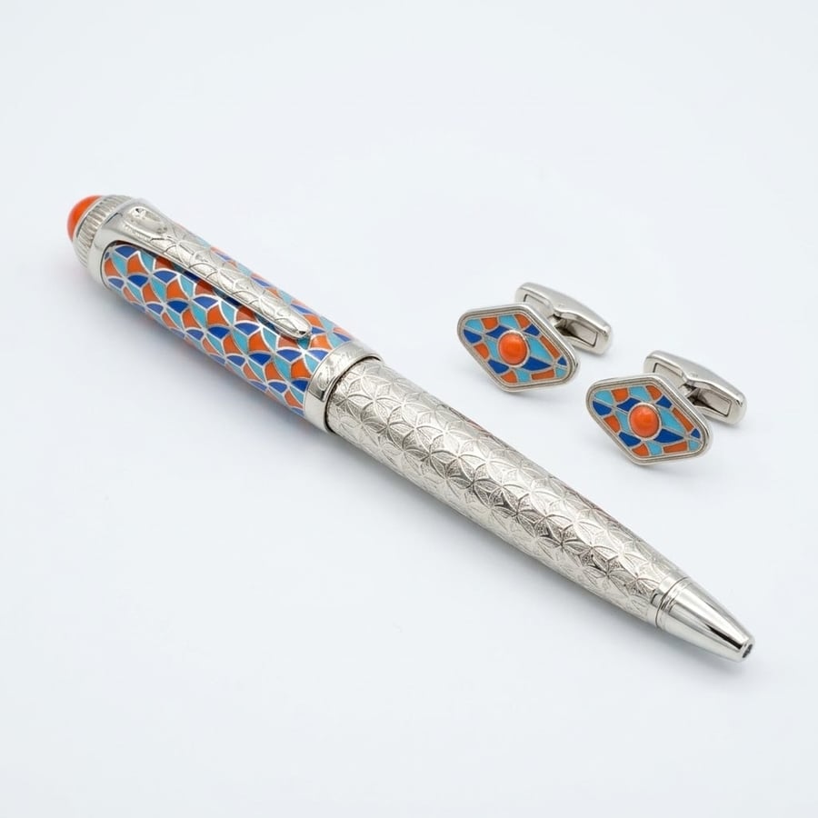 قلم وكبك كارتير باشا الفاخر (Cartier Pasha Pen & Cufflinks Set)