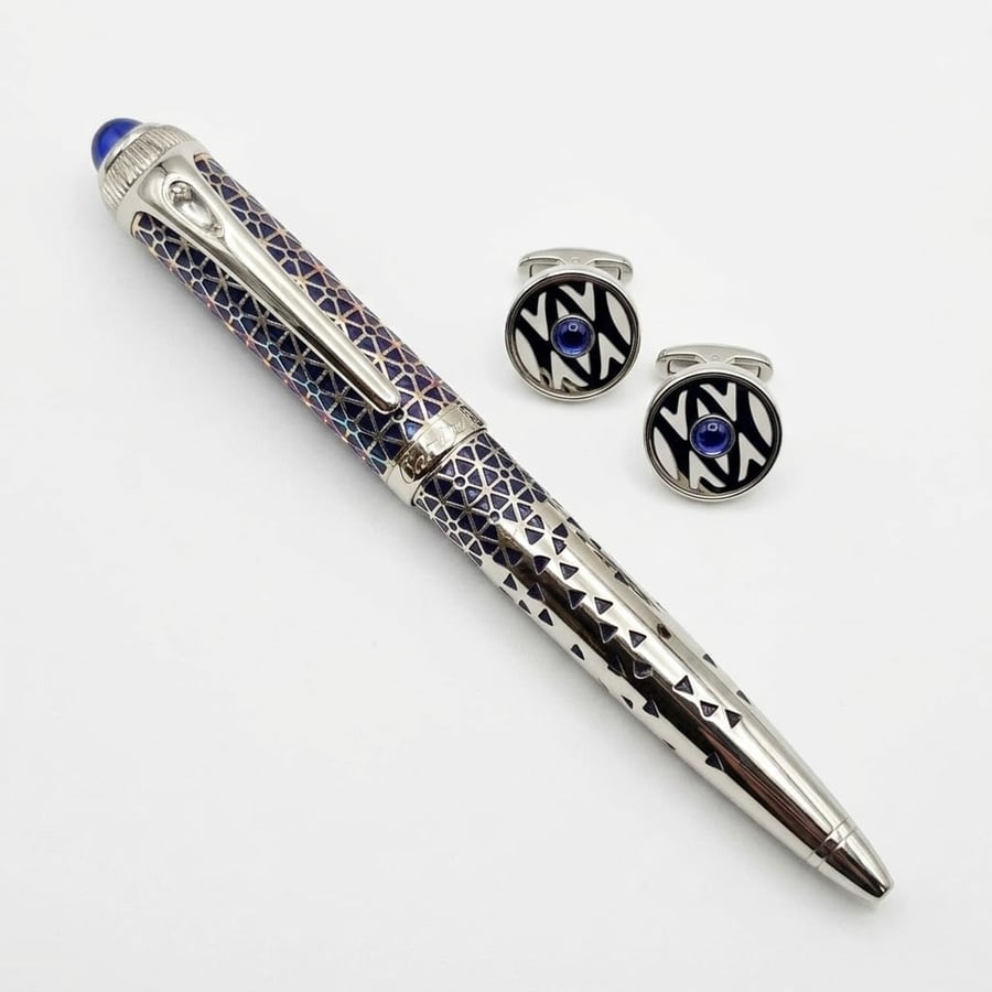 قلم وكبك كارتير باشا الفاخر (Cartier Pasha Pen & Cufflinks Set)