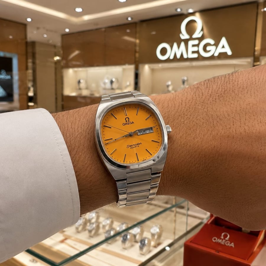 ساعة أوميغا سيماستر كوارتز - شاشة التلفزيون (Omega Seamaster Quartz "TV Dial") (إصدار كلاسيكي من حقبة السبعينيات Vintage 1970s)