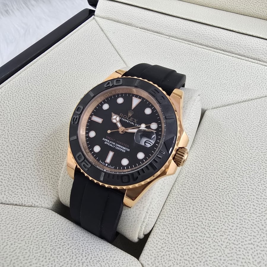 ساعة رولكس يخت ماستر (Rolex Yacht-Master) – سوار أويستر فليكس أسود