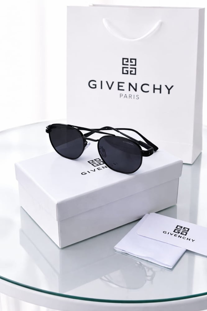 نظارة شمسية جيفنشي (Givenchy) - فاخرة