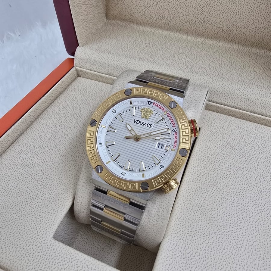 (ساعة فرزاتشي كرونوغراف (Versace Chronograph)
