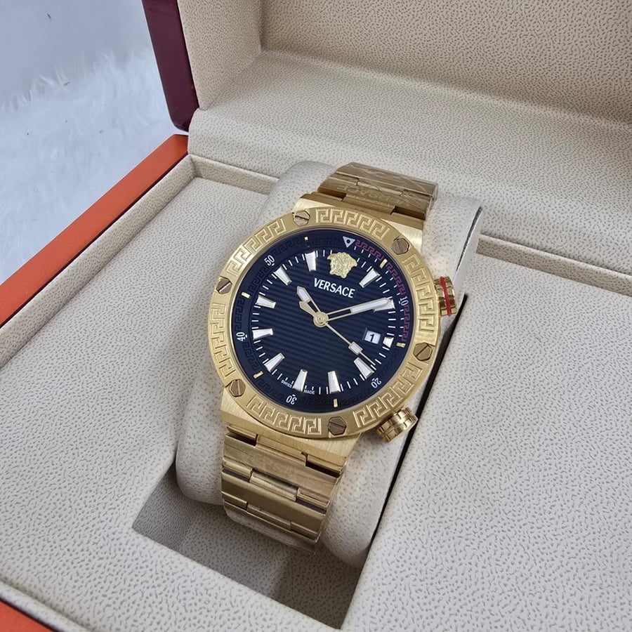 (ساعة فرزاتشي كرونوغراف (Versace Chronograph)