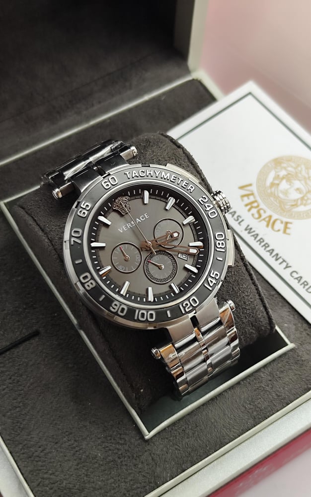 ساعة فرزاتشي كرونوغراف (Versace Chronograph)