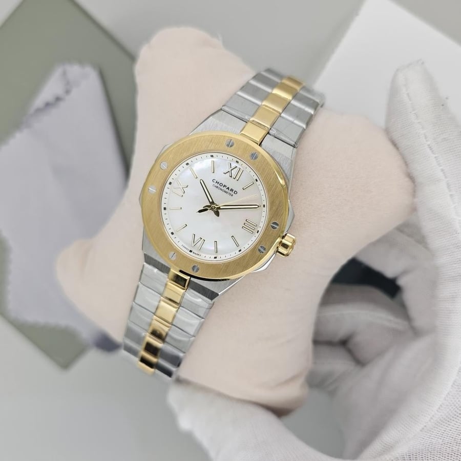 ساعة شوبارد (Chopard) ألباين إيجل
