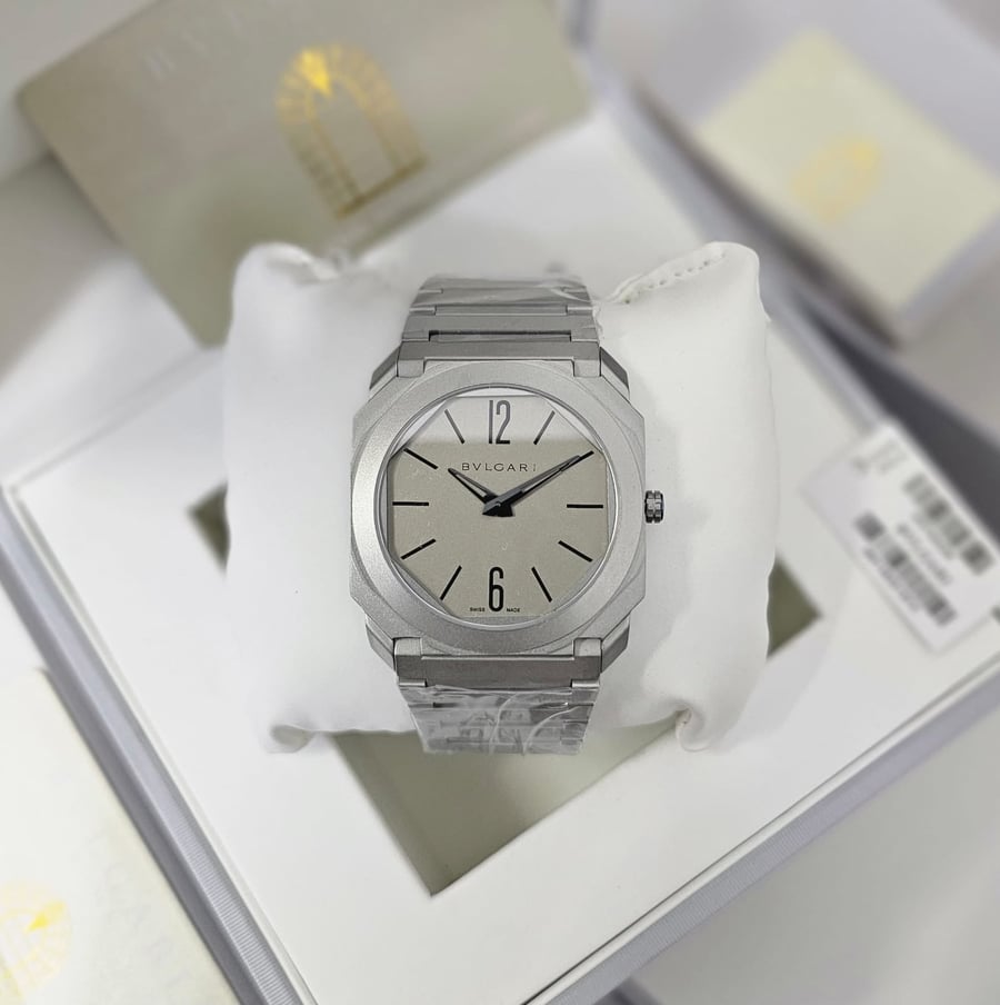 ساعة بولغاري أوكتو فينيسيمو الرجالية (Bulgari Octo Finissimo)