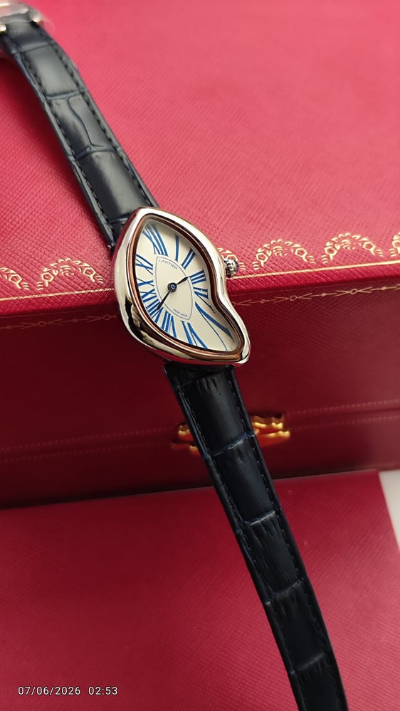 ساعة كارتير كراش (Cartier Crash)نسائية.
