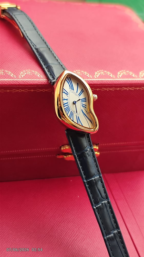 ساعة كارتير كراش (Cartier Crash).نسائية