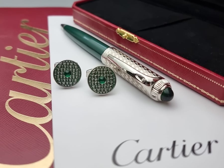قلم وكبك كارتير باشا الفاخر (Cartier Pasha Pen & Cufflinks Set