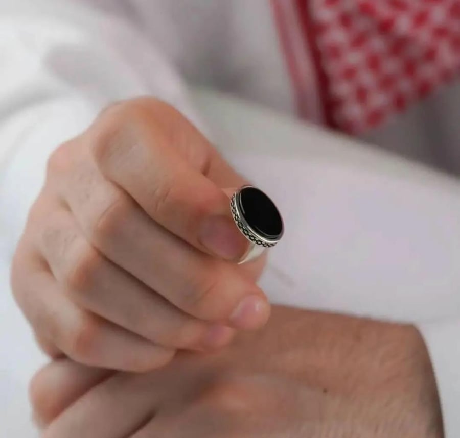 خاتم بلإسم وتاريخ حسب الطلب