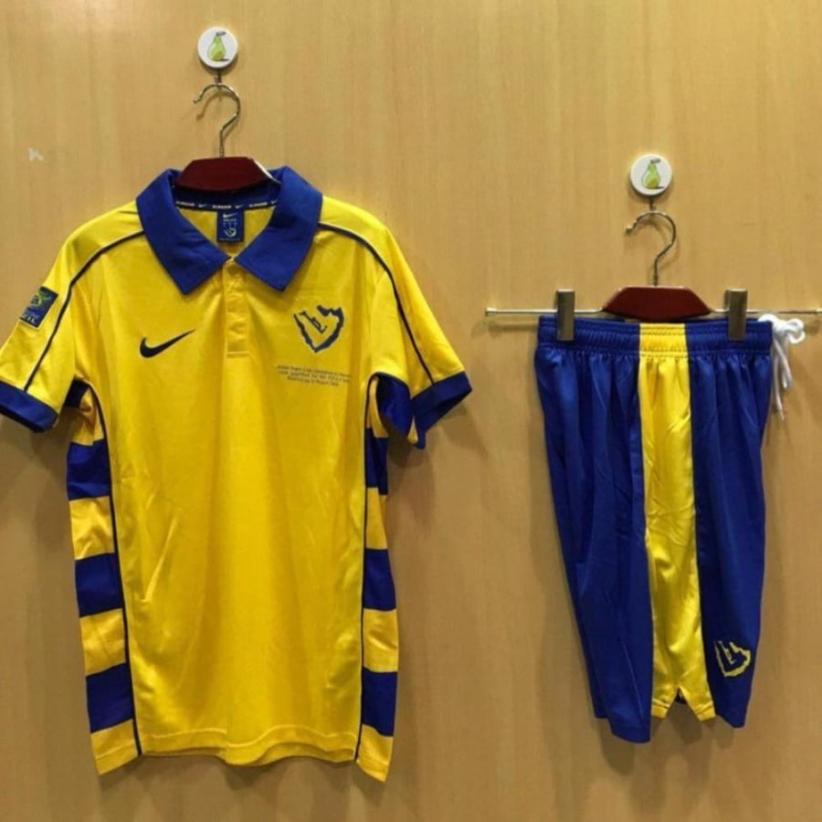 طقم النصر الكلاسيك 2026