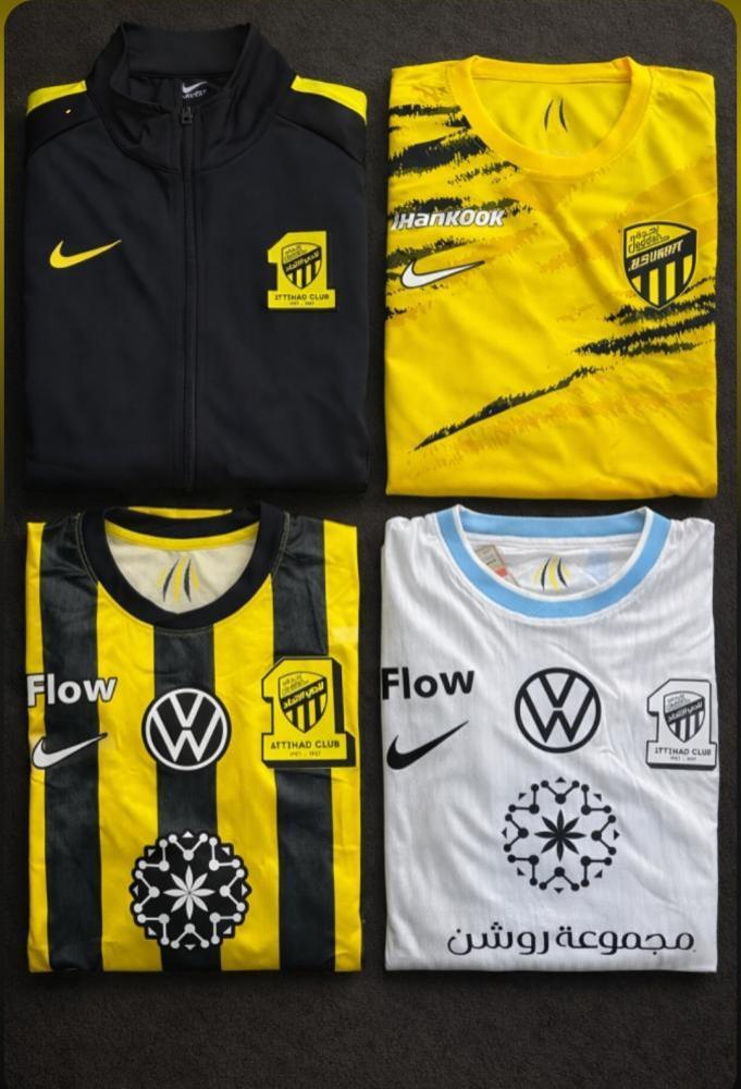 بكج متكامل لنادي الاتحاد السعودي بعلبه فاخره مناسبه للاهدا