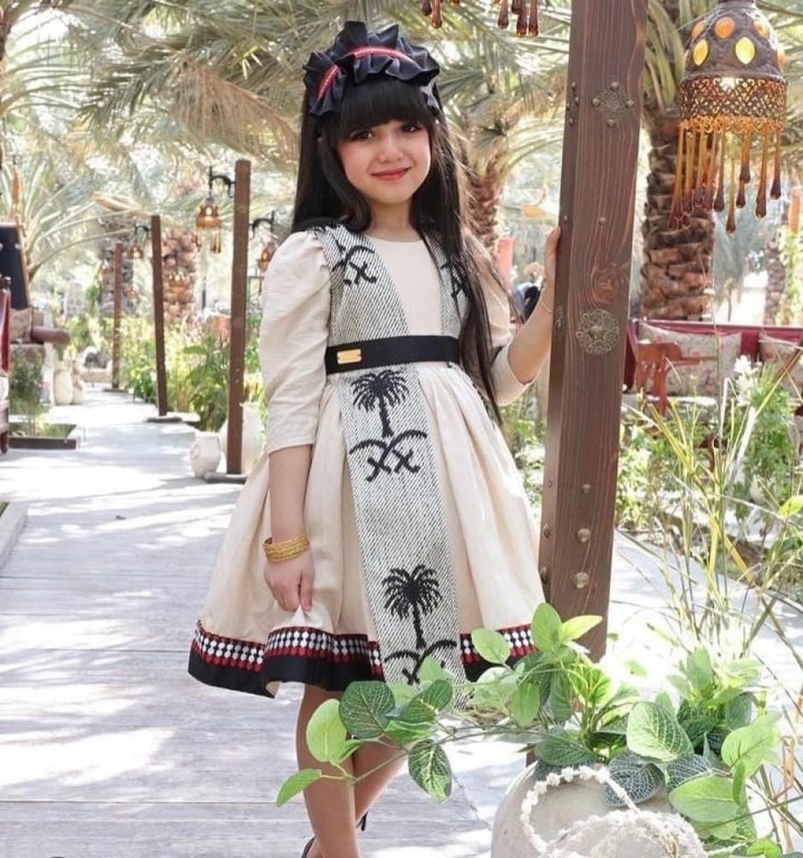 فستان يوم التأسيس