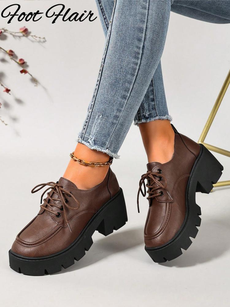 أحذية Foot Flair للنساء باللون البني برباط وأصبع قدم مستدير كلاسيكية متعددة الاستخدامات، متوفرة بمقاسات 35-43