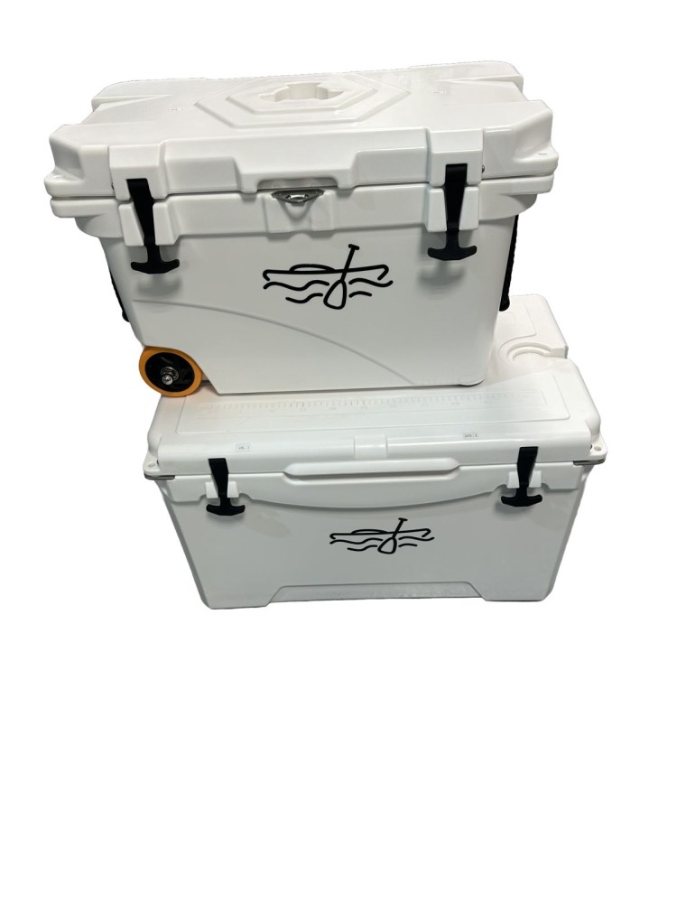 WHITE ICE BOX 75QT-ثلاجة