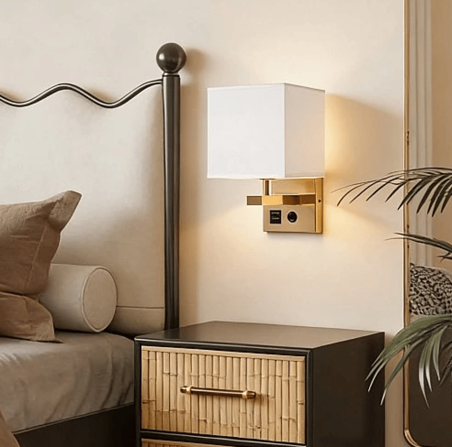 إضاءة حائط فندقي ذهبي TYPE-C + USBمع منفذ *E27*1L