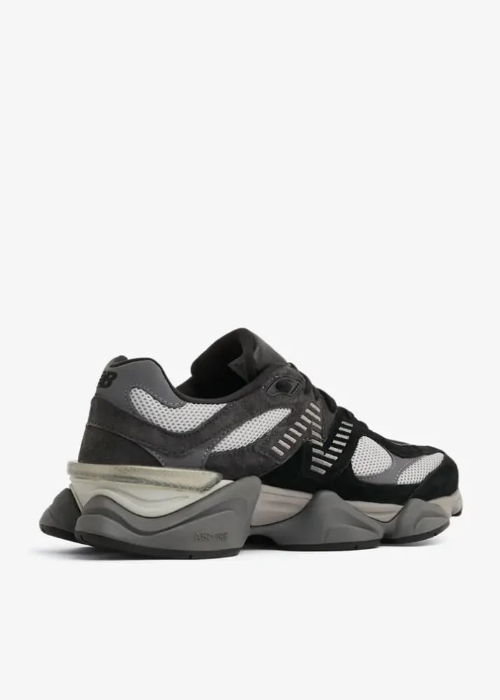 New Balancey9060 | نيو بالانس رمادي اسود 43