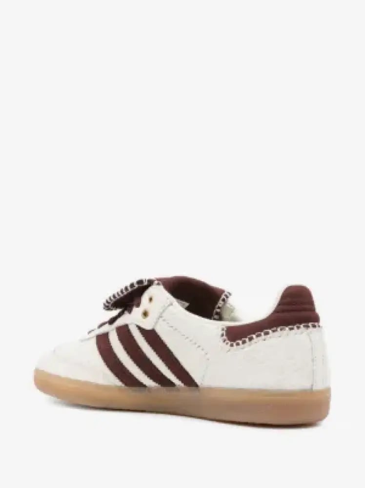 Adidas Samba | سامبا (بتصميم الكريم والخمري/Dark Brown)