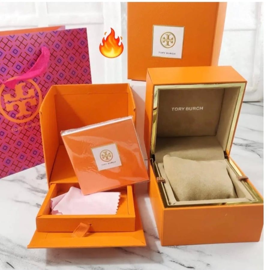 ساعة Tory Burch بيضاوي