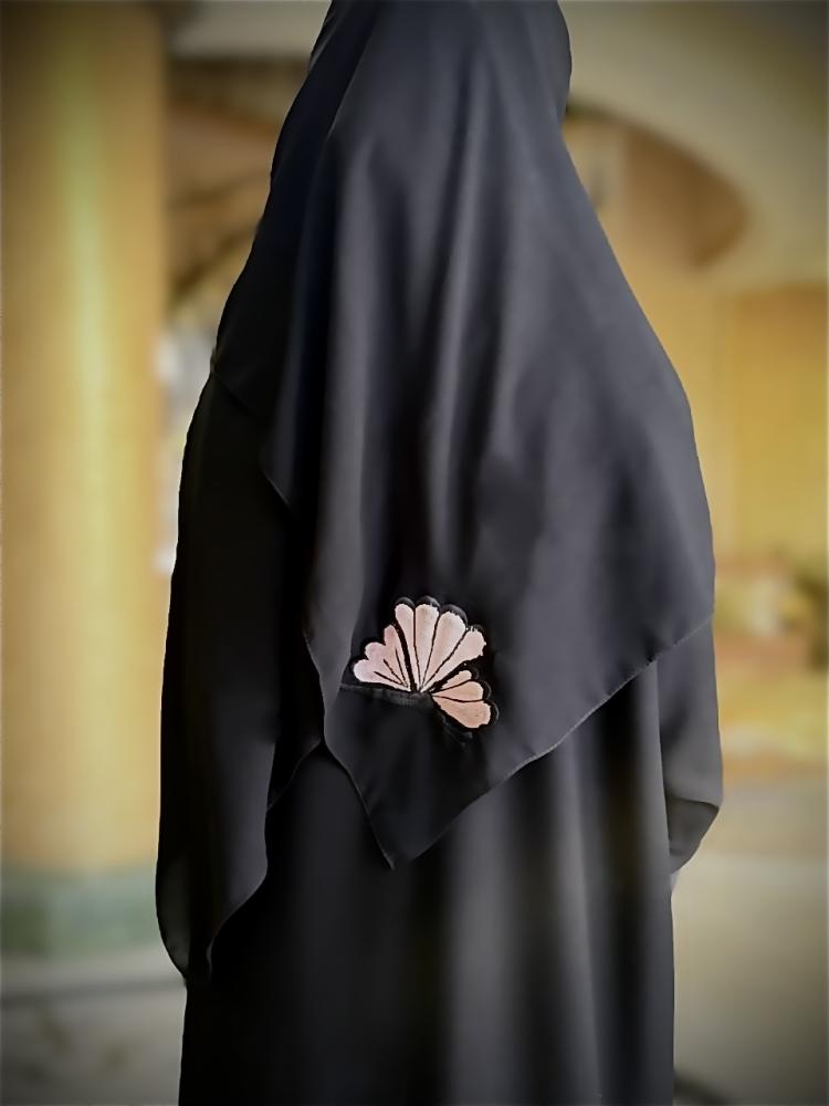 عباية الاقحوان