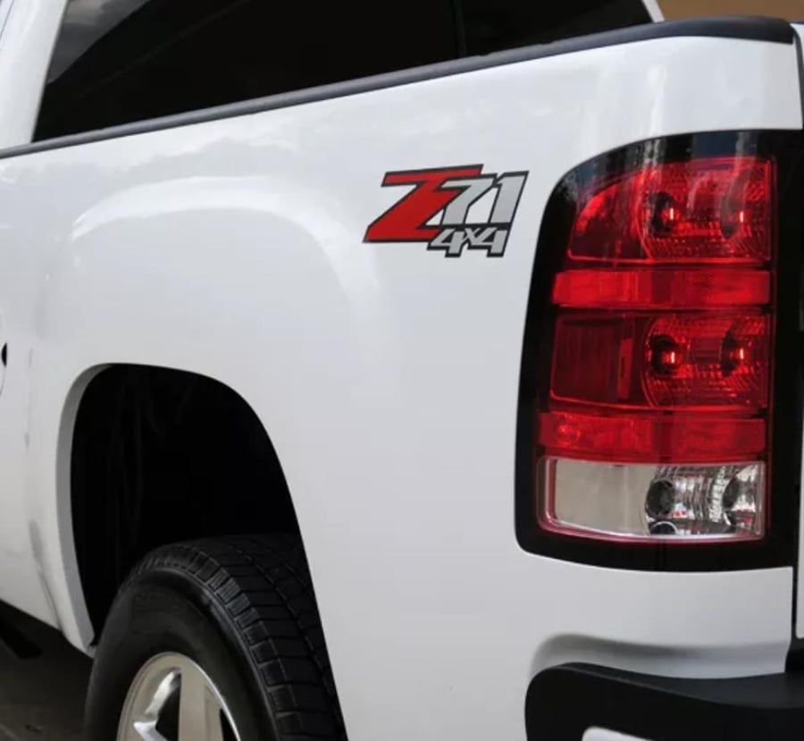 طقم علامات Z71 4x4 07-13 امريكي
