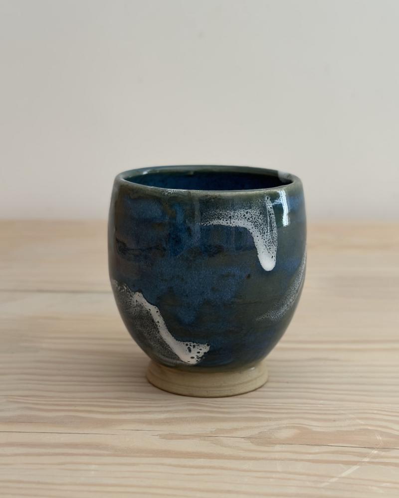 Cup blue and white