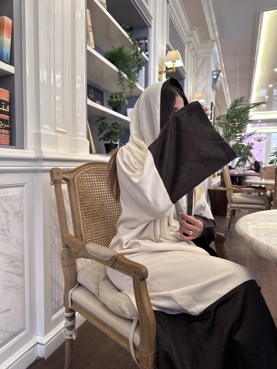عباية شهد