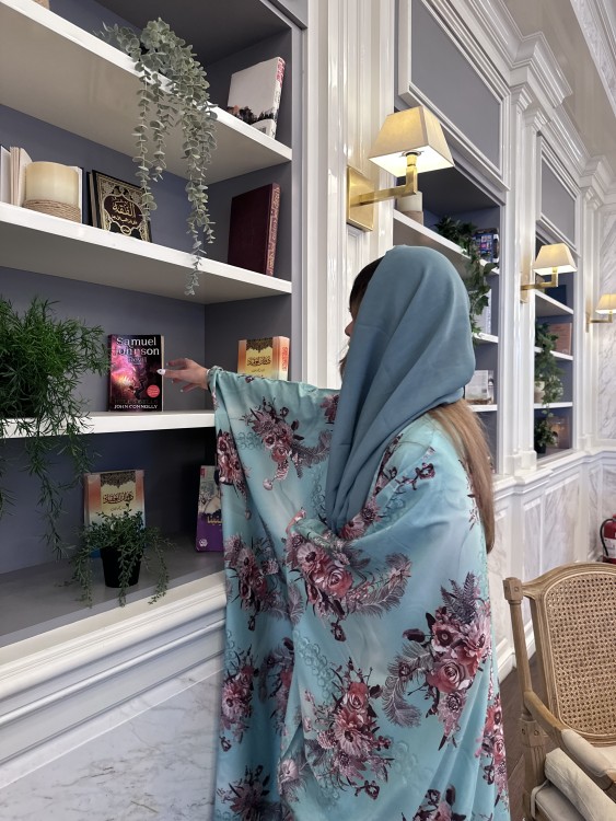 عباية لولو